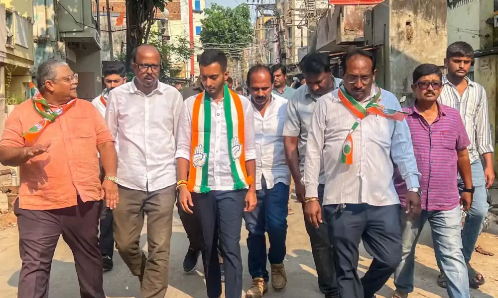 ದಾವಣಗೆರೆ | 18 ನೇ ವಾರ್ಡ್ ನಲ್ಲಿ ಕೈ ಅಭ್ಯರ್ಥಿ ಸಮರ್ಥ ಶಾಮನೂರು ಪ್ರಚಾರ