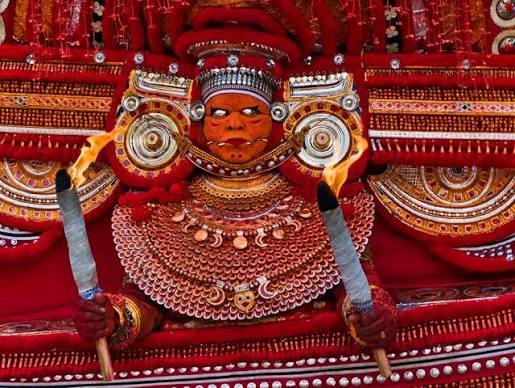 ಅಂತರ್ಜಾತಿ ವಿವಾಹದ ಬೆನ್ನಲ್ಲೇ ದೇವಸ್ಥಾನ ನೌಕರ ಅಮಾನತು? ಜಾತಿ ತಾರತಮ್ಯದ ಆರೋಪ!